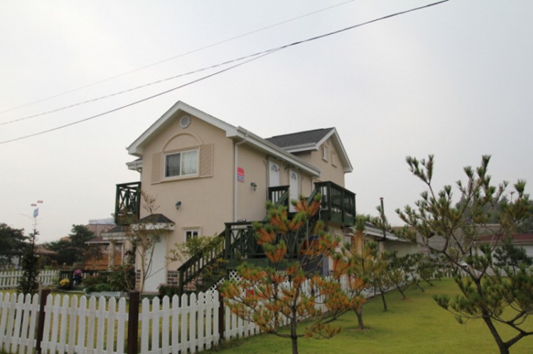 09ba751e6aec8314aa1413c9742bce69_1493277