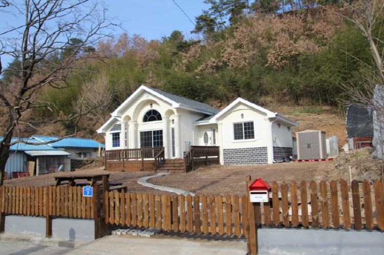 09ba751e6aec8314aa1413c9742bce69_1493280