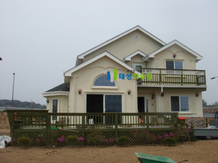 09ba751e6aec8314aa1413c9742bce69_1493280