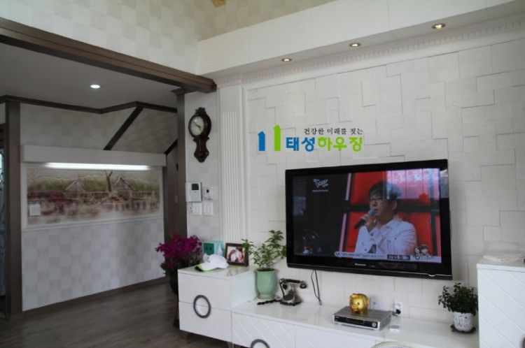 09ba751e6aec8314aa1413c9742bce69_1493280