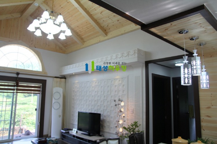 09ba751e6aec8314aa1413c9742bce69_1493281