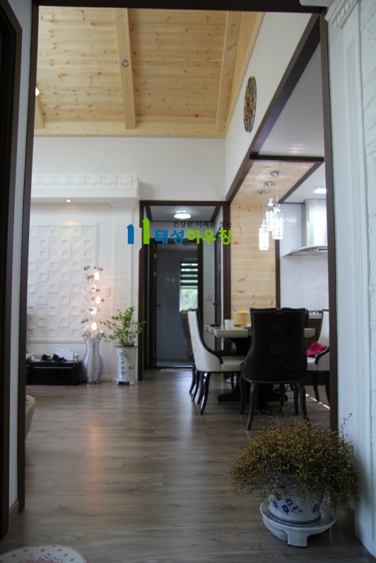 09ba751e6aec8314aa1413c9742bce69_1493281