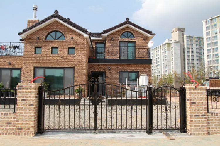 3786f734dcd01767cbcc340b11c162ec_1493096