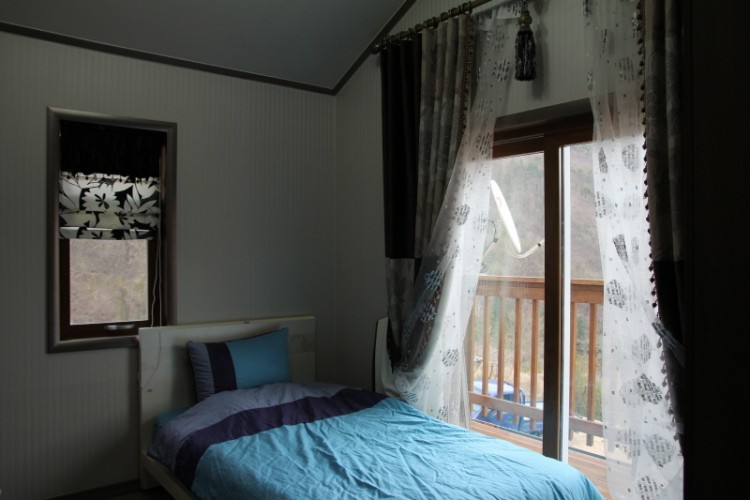 3786f734dcd01767cbcc340b11c162ec_1493097