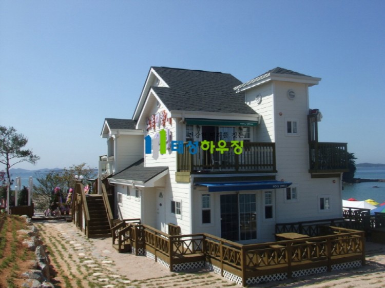 8847084bc5439cb00f8ba6c54b4c9538_1493342