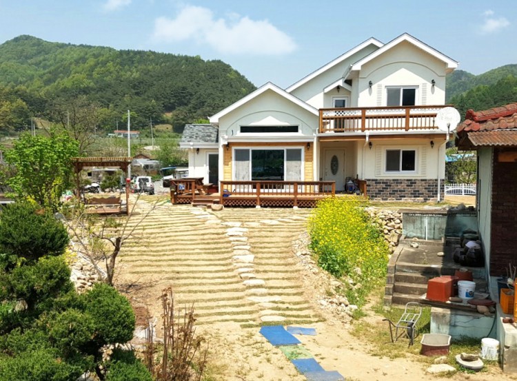 dff00b4d30af054574beb8bb0edc70e0_1493701