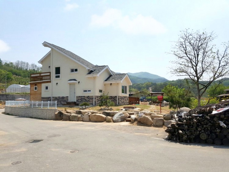 dff00b4d30af054574beb8bb0edc70e0_1493701