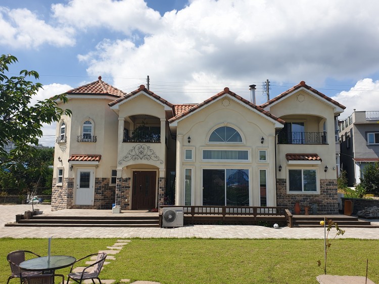 d779ddd1708b2035fbbb9902d5925066_1565399