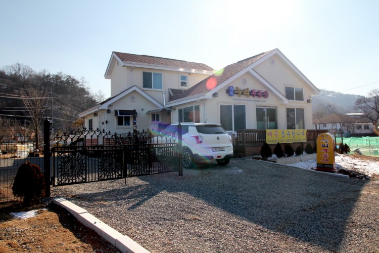 23922b38f37ca3d6621fb1c17e2a60ae_1584370