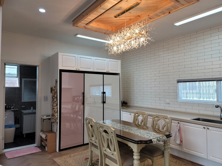 e836f5a303ca79507b25b43b402075cd_1615795