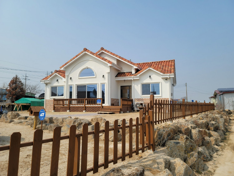 e836f5a303ca79507b25b43b402075cd_1615803