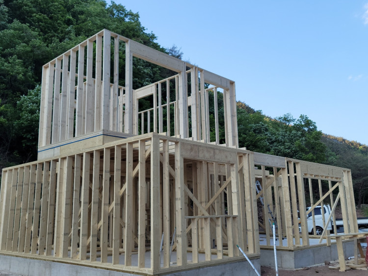 685e28967de1ae3c24f2a5b28475bd21_1653267