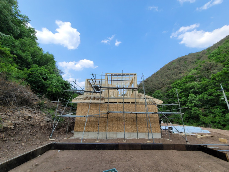 685e28967de1ae3c24f2a5b28475bd21_1653270