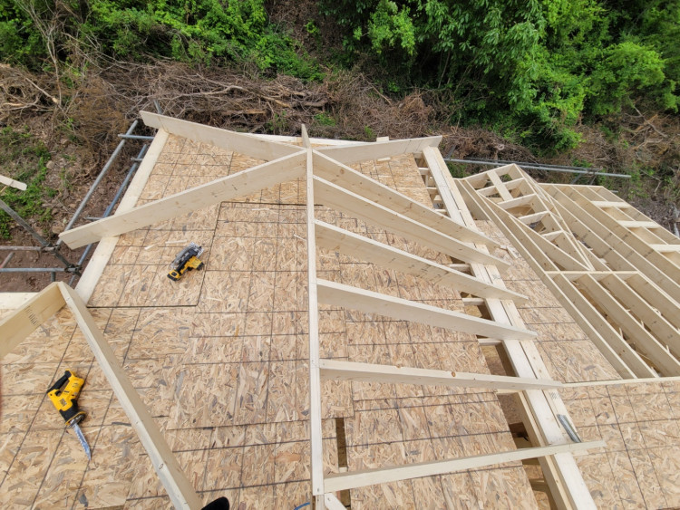 685e28967de1ae3c24f2a5b28475bd21_1653270