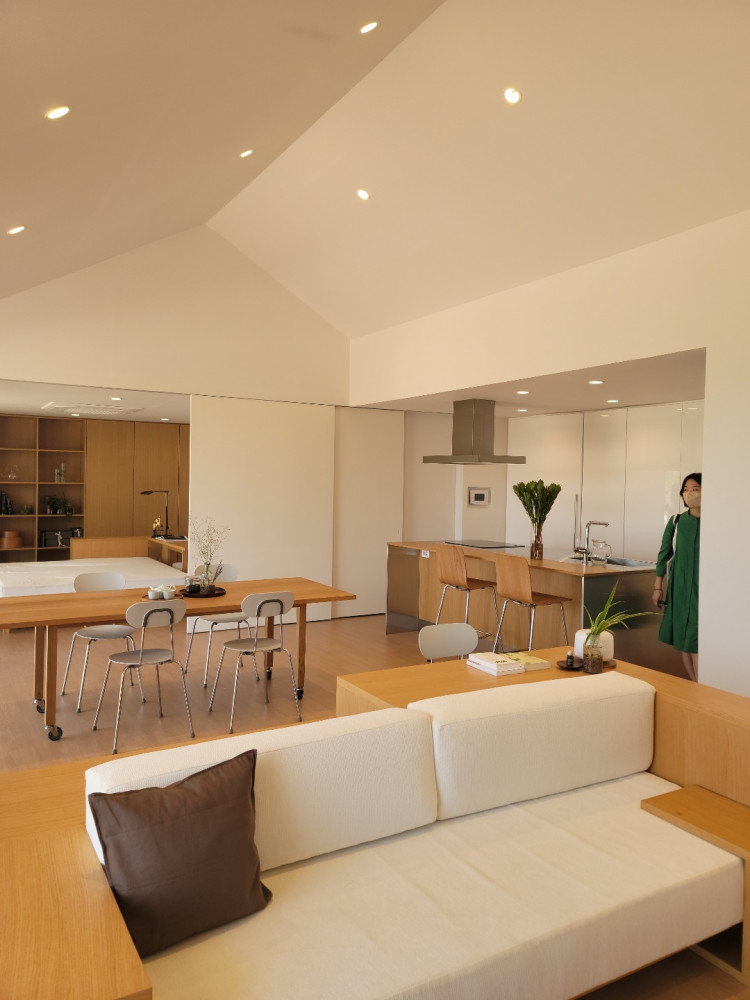 bcccc6b6e3a76994a38c2bf82e0d49ae_1652279