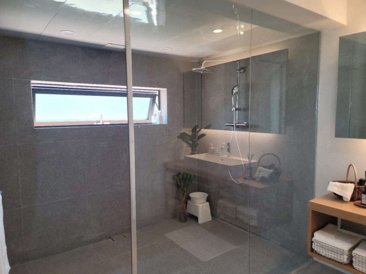 bcccc6b6e3a76994a38c2bf82e0d49ae_1652279