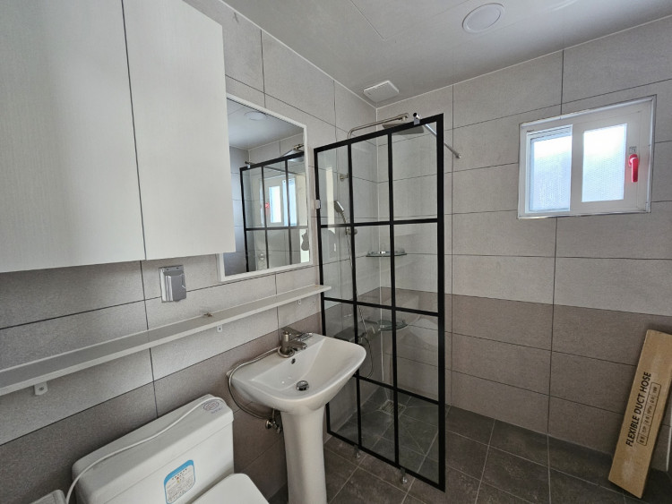 9929365d55a8ae71d43208189e78fc4b_1712208